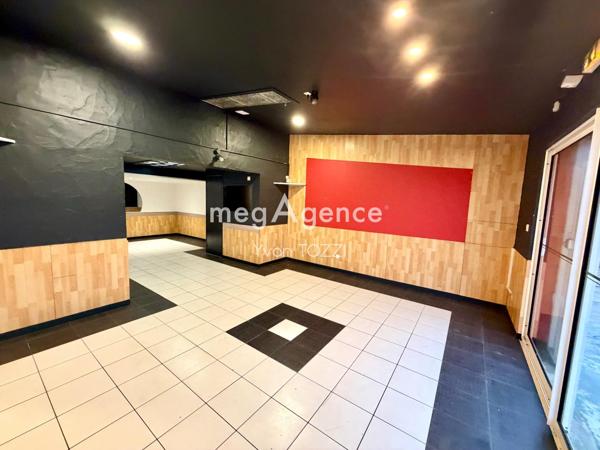 Local Commercial à Les Sables-d'Olonne, 85100 - 5 pièces 140m²