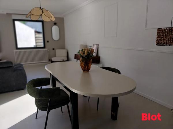 Maison 6 pièce(s)