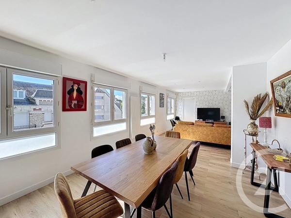 Appartement T5 à vendre  5 pièces - 106,07 m 2   LA BAULE  - 44