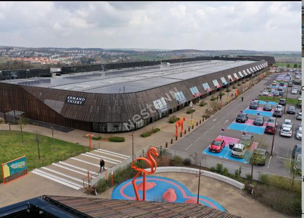 B'est Farébersviller: Cellule Restauration 120 m2 +54m² de terrasse extérieure