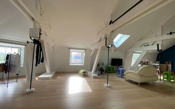 Appartement à louer    4 pièces •  La Chapelle-d'Armentières