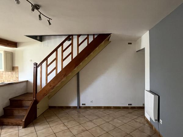 Maison avec cour et garage