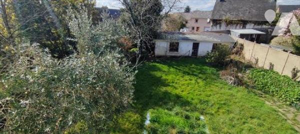 REDON CENTRE-GARE - 143/198M - A proximité écoles et commodités, Maison indépendante de 239 m²,...