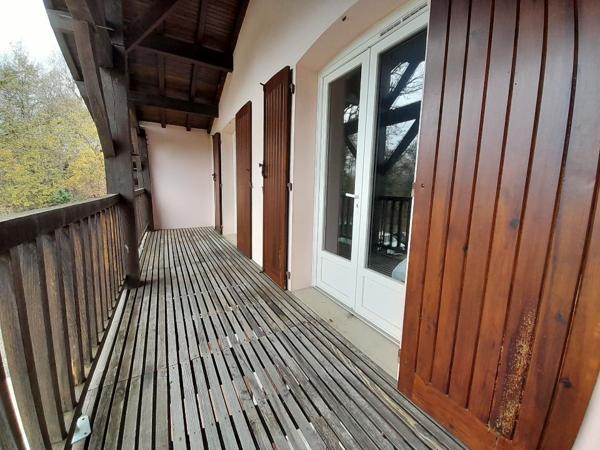 Propriété landaise alliant tradition, confort modernisé et nature préservée