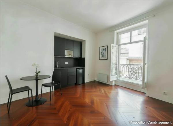 Appartement T2 ancien hypercentre avec balcon