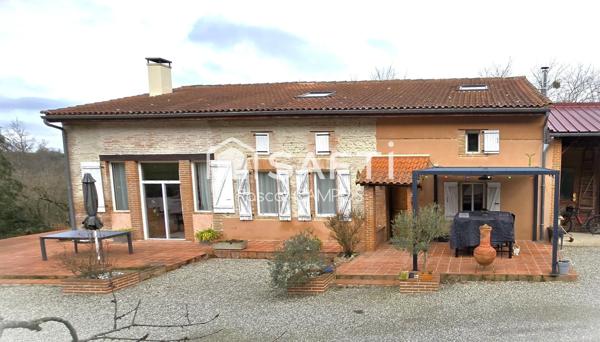 Domaine de 282m² habitable sur 12,8 hectares de terre