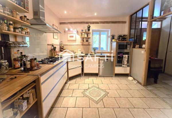 Domaine de 282m² habitable sur 12,8 hectares de terre