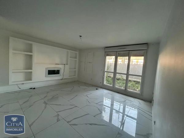 Appartement à louer 3 pièces 66m² Épinay-sur-Seine (93800)