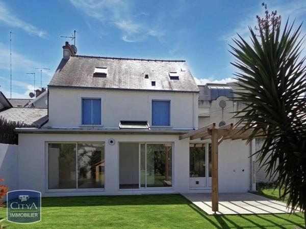 Maison à louer 5 pièces 142.09m² Saint-Nazaire (44600)