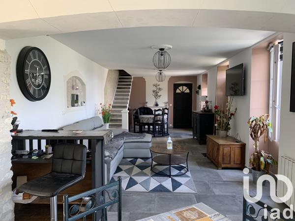 Maison à vendre 13 pièces 333 m² Bourg-Charente