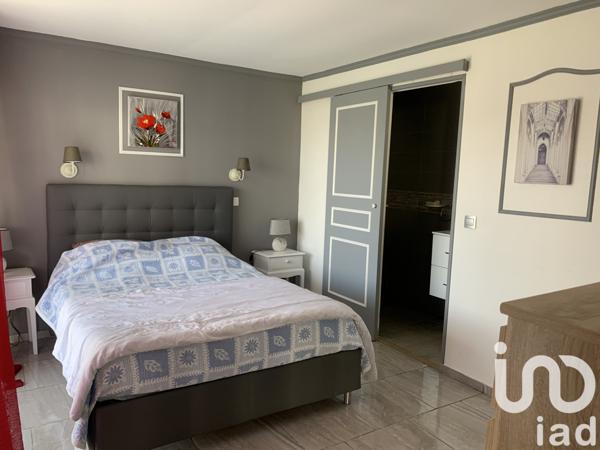 Maison à vendre 13 pièces 333 m² Bourg-Charente
