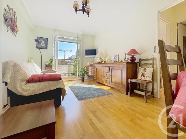 Appartement F2 à vendre  2 pièces - 42 m2 PARIS - 75020
