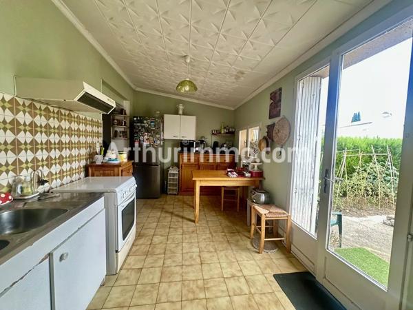 Vente                                                      Maison
                        
                     4 pièces                      80 m2                     à Béziers