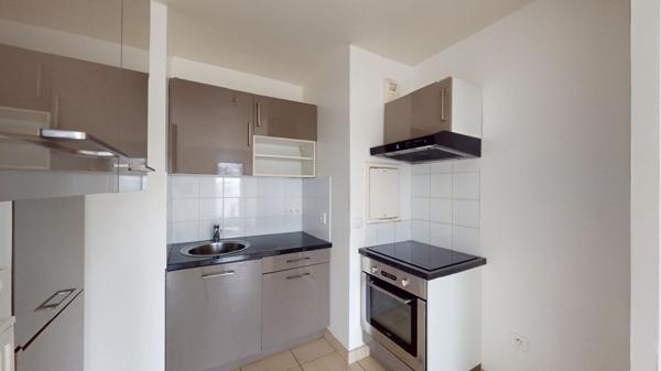 Appartement Chatenay Malabry 2 pièce(s) 43.27 m2 T10 ; Commerces ; Creps ; Parking