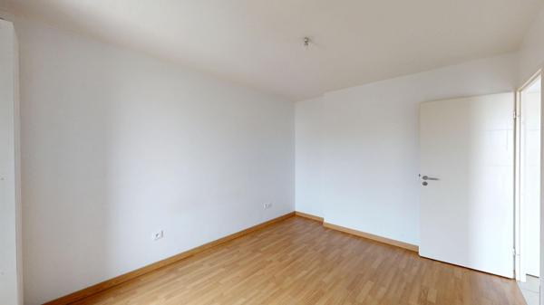 Appartement Chatenay Malabry 2 pièce(s) 43.27 m2 T10 ; Commerces ; Creps ; Parking