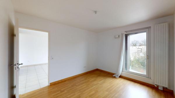 Appartement Chatenay Malabry 2 pièce(s) 43.27 m2 T10 ; Commerces ; Creps ; Parking