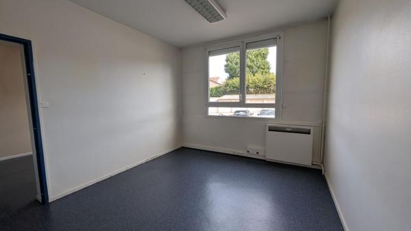 LIMOGES OUEST prox CHU - APT T4 Limoges prox CHU - 87 m² AVEC CAVE ET PARKING