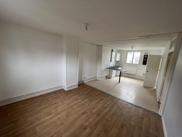 IMMEUBLE DE RAPPORT de 6 LOGEMENTS T2