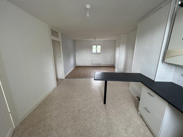 IMMEUBLE DE RAPPORT de 6 LOGEMENTS T2