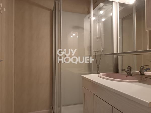 CHARMANT 2 PIECES AVEC JARDIN - A DEUX PAS DE CHARTRES