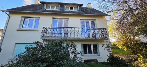 Commodités à pied pour cette grande maison de famille