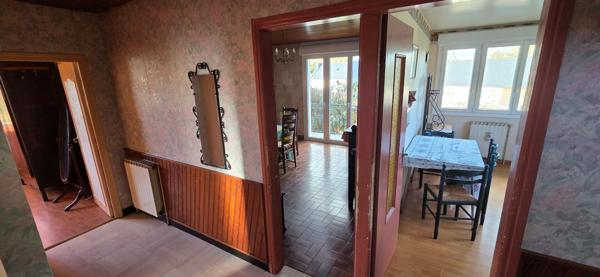 Commodités à pied pour cette grande maison de famille