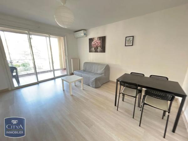 Appartement à louer 3 pièces 65m²