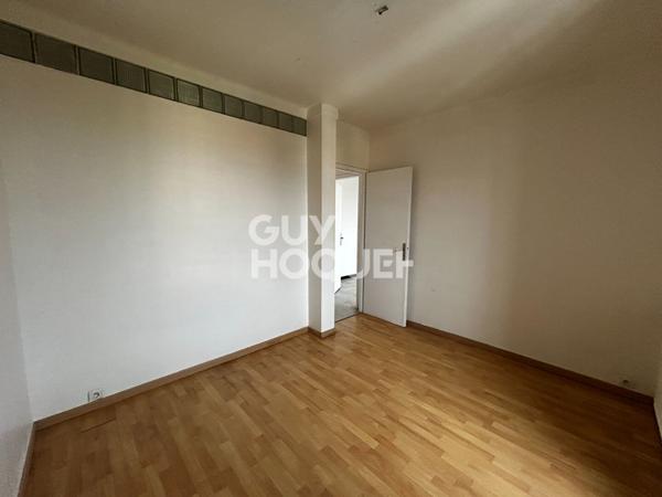 EXCLUSIVITE - À vendre à Perpignan (66000) Appartement 3 pièces, 2 balcons, cave, quartier Las Cobas