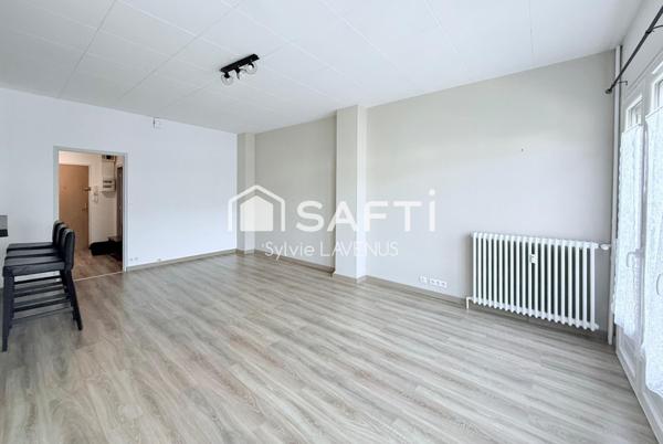 IDÉAL INVESTISSEUR ! A SOISSONS, APPARTEMENT VENDU LOUÉ DE 73 M2 AVEC PARKING.