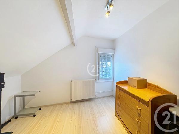 Appartement T3 à vendre  3 pièces - 43,67 m 2   BELFORT  - 90