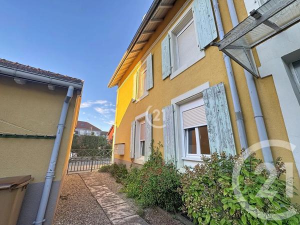 Appartement T3 à vendre  3 pièces - 43,67 m 2   BELFORT  - 90