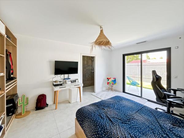 Maison Saint Jean D Illac 5 pièce(s) 210 m2