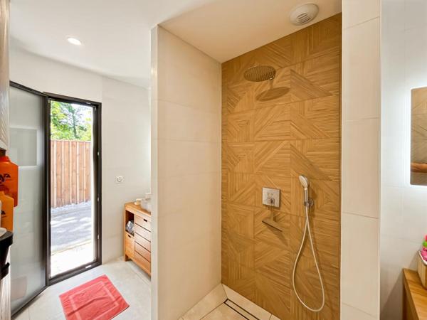 Maison Saint Jean D Illac 5 pièce(s) 210 m2