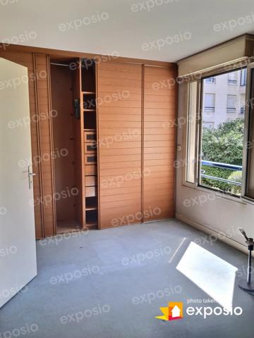 Vente                                                      Appartement
                        
                     3 pièces                      62 m2                     à Pantin