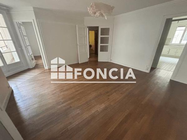 Location Appartement 3 pièces 74.43 m² - 10 RUE CLAUDE MATRAT Issy Les Moulineaux 92130