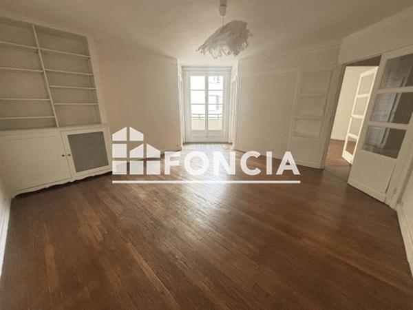 Location Appartement 3 pièces 74.43 m² - 10 RUE CLAUDE MATRAT Issy Les Moulineaux 92130