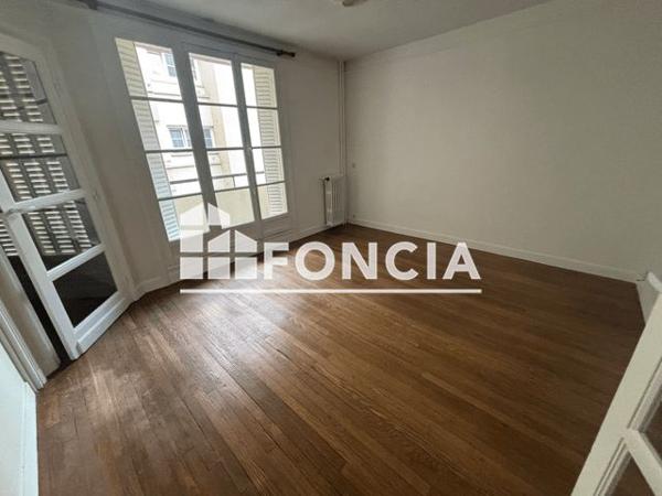 Location Appartement 3 pièces 74.43 m² - 10 RUE CLAUDE MATRAT Issy Les Moulineaux 92130