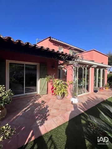 Maison à vendre 5 pièces 136 m² Fréjus