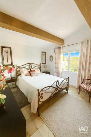 Maison à vendre 5 pièces 136 m² Fréjus