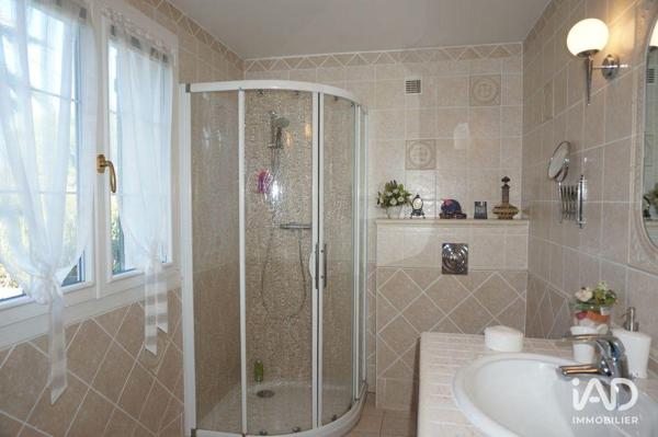 Maison à vendre 5 pièces 136 m² Fréjus