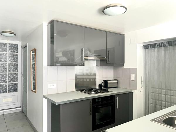 MAISON D'ARCHITECTE A VAUX SUR MER - A PROXIMITE DES COMMERCES ET DES PLAGES