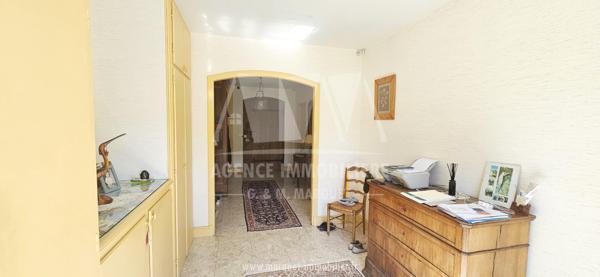 MAGNAC-SUR-TOUVRE - MAISON EN PIERRES SUR 2 NIVEAUX AVEC PISCINE, TERRASSE, GARAGE ET TERRAIN DE 16 541 m²