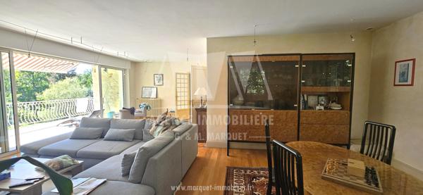 MAGNAC-SUR-TOUVRE - MAISON EN PIERRES SUR 2 NIVEAUX AVEC PISCINE, TERRASSE, GARAGE ET TERRAIN DE 16 541 m²