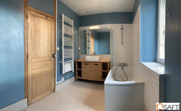 Maison de village en pierre, rénovée, 4 chambres