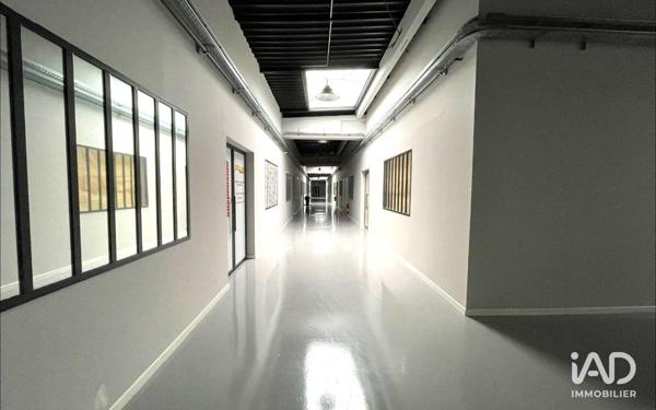 Local d’activité à vendre 179 m² Évry-Courcouronnes