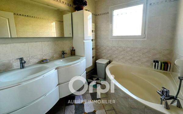 Maison à vendre    4 pièces •  Pérignat-lès-Sarliève