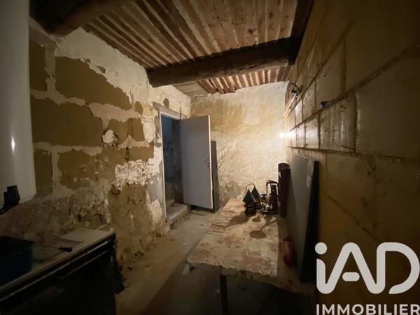 Maison à vendre 6 pièces 121,3 m² Eyguières