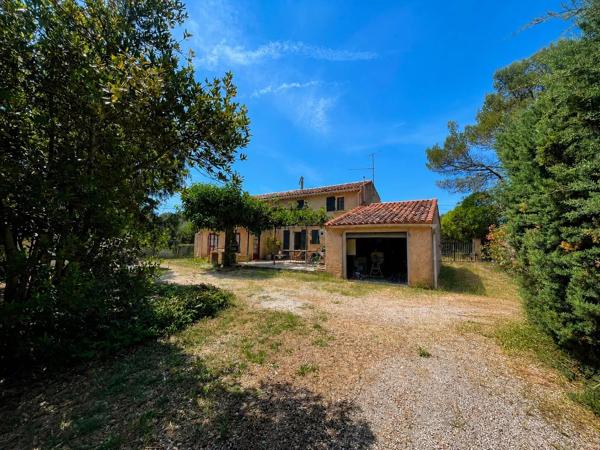 Vente                                                      Maison
                        
                     4 pièces                                         à Gonfaron
