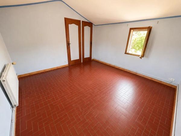 Vente                                                      Maison
                        
                     4 pièces                                         à Gonfaron