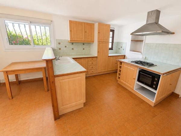 Vente                                                      Maison
                        
                     4 pièces                                         à Gonfaron